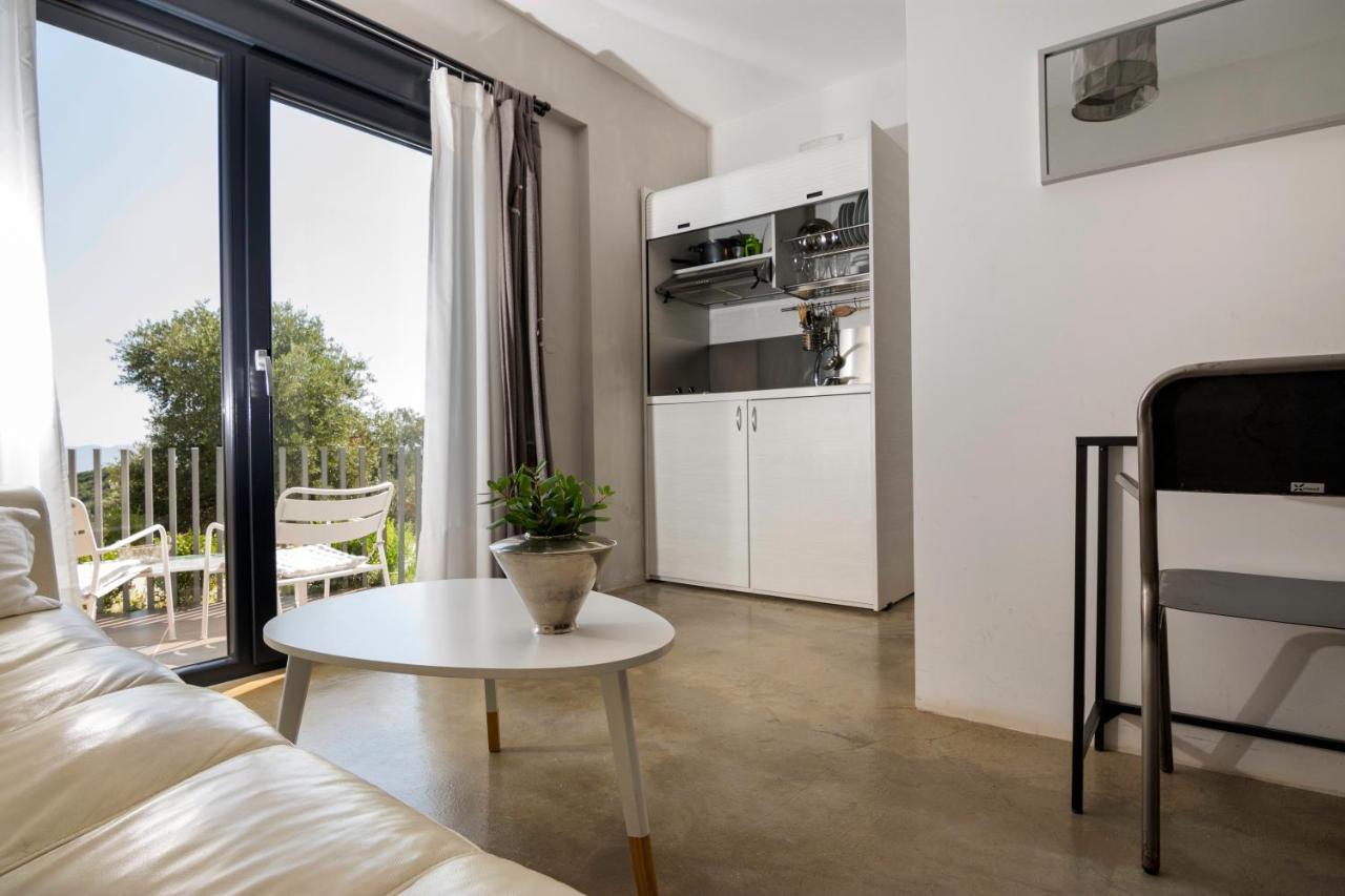 אפרטהוטל מגלי אמוס Entechnos Living מראה חיצוני תמונה